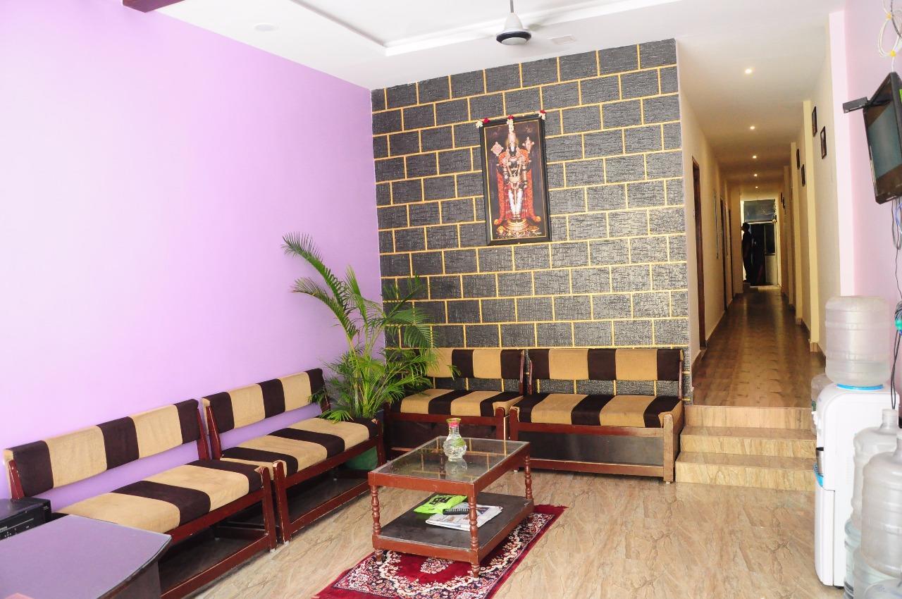 Villa Sgs Residency à Tirupati Extérieur photo